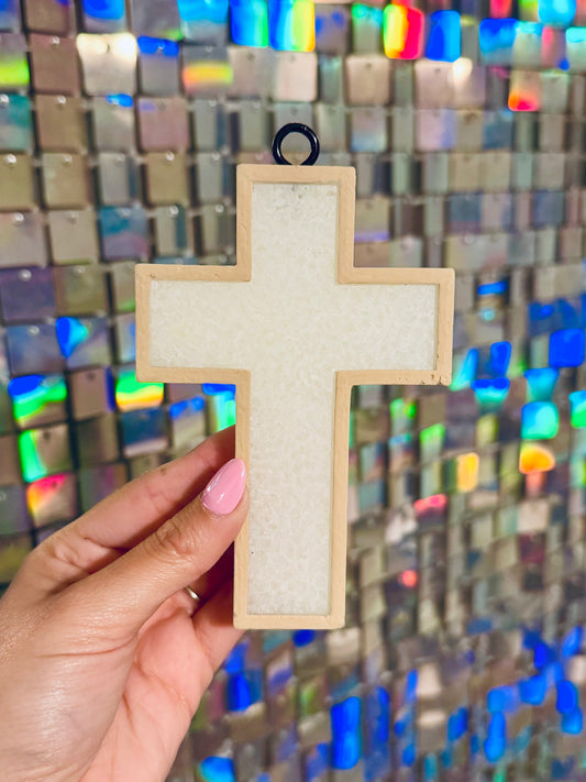 Neutrals Cross Freshie