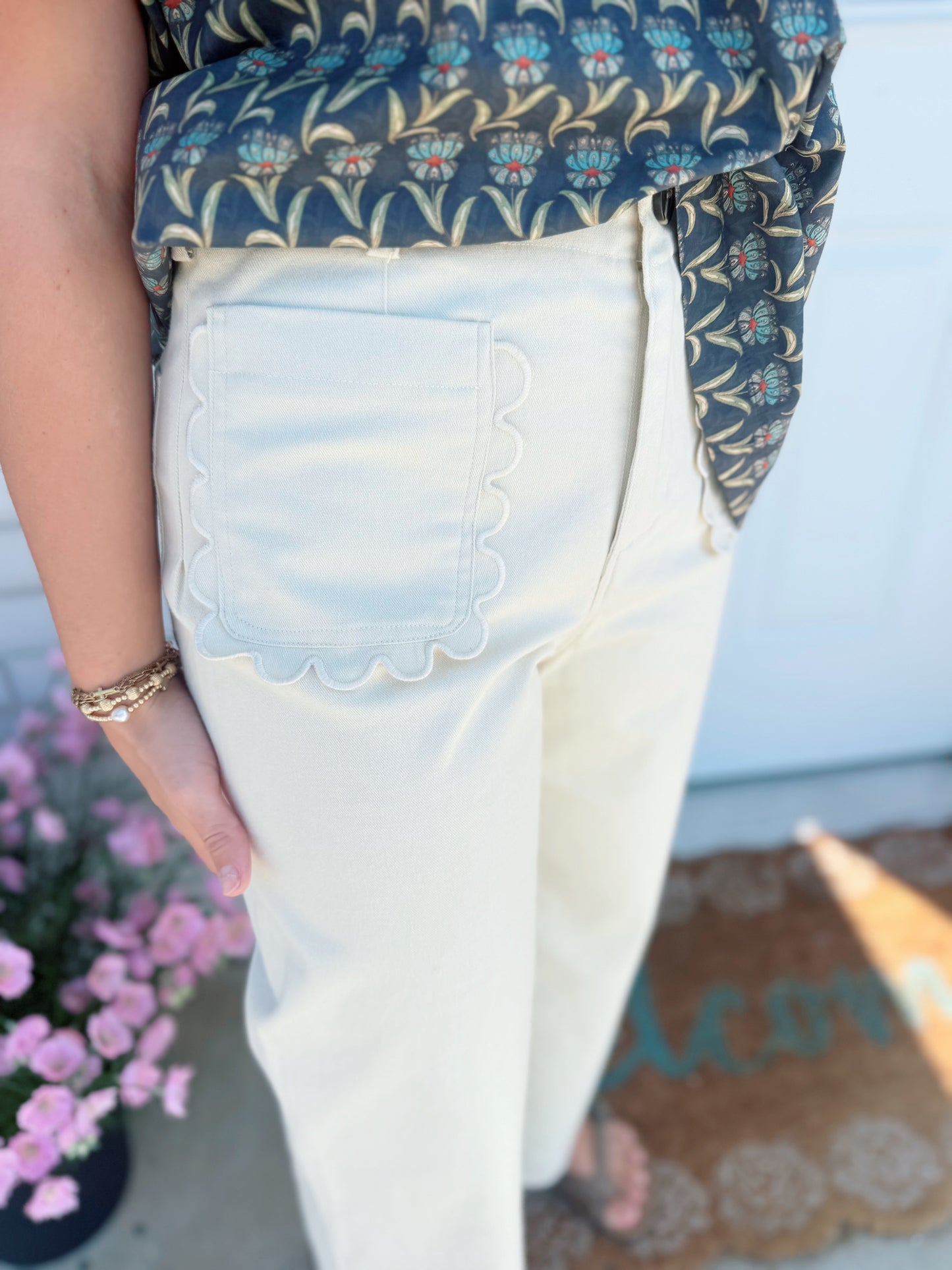 Wide-Leg Scallop Pocket Pants, Cream