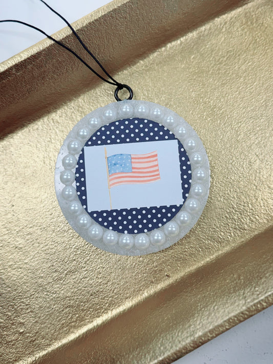 Americana Polka Dot Freshie, Diva