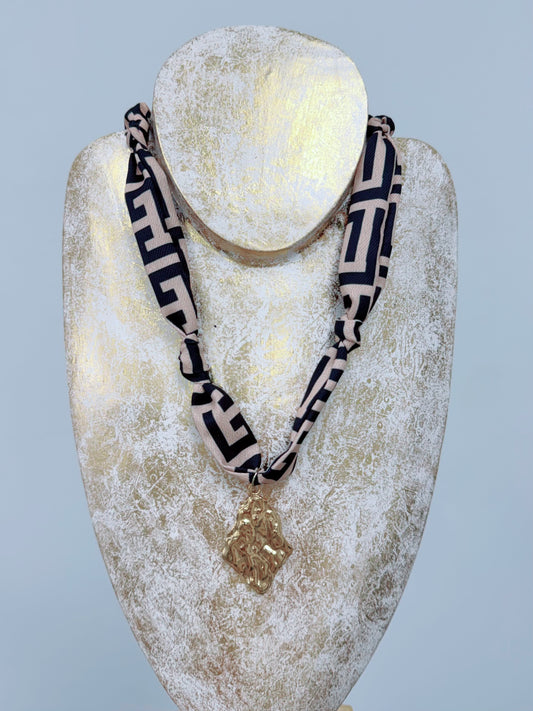 HD Geometric Pendant Necklace