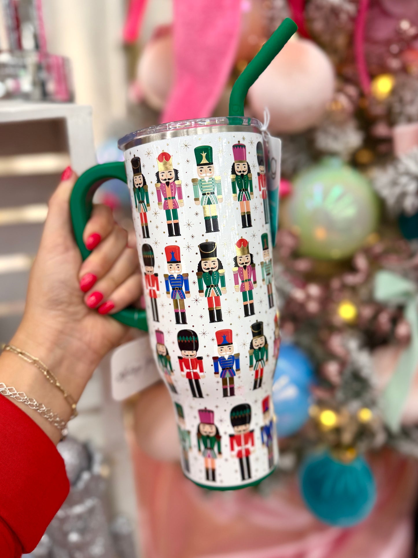 Green Nutcracking Swig, 30oz