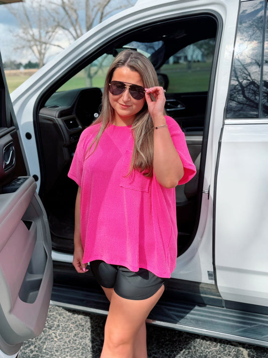 Raised Ribbed Pocket Top (Plus) | Hot Pink