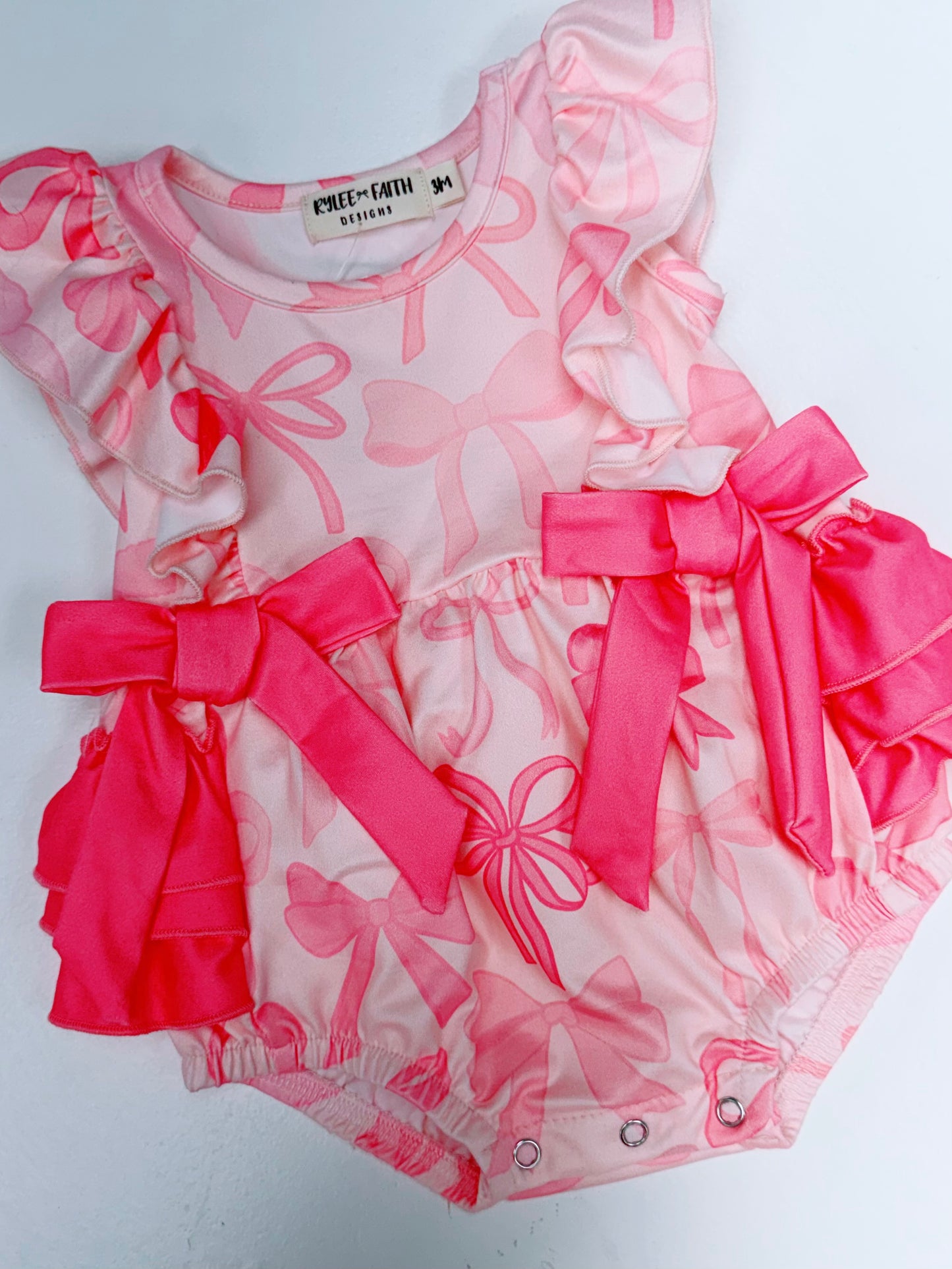 Darling Bow Bubble