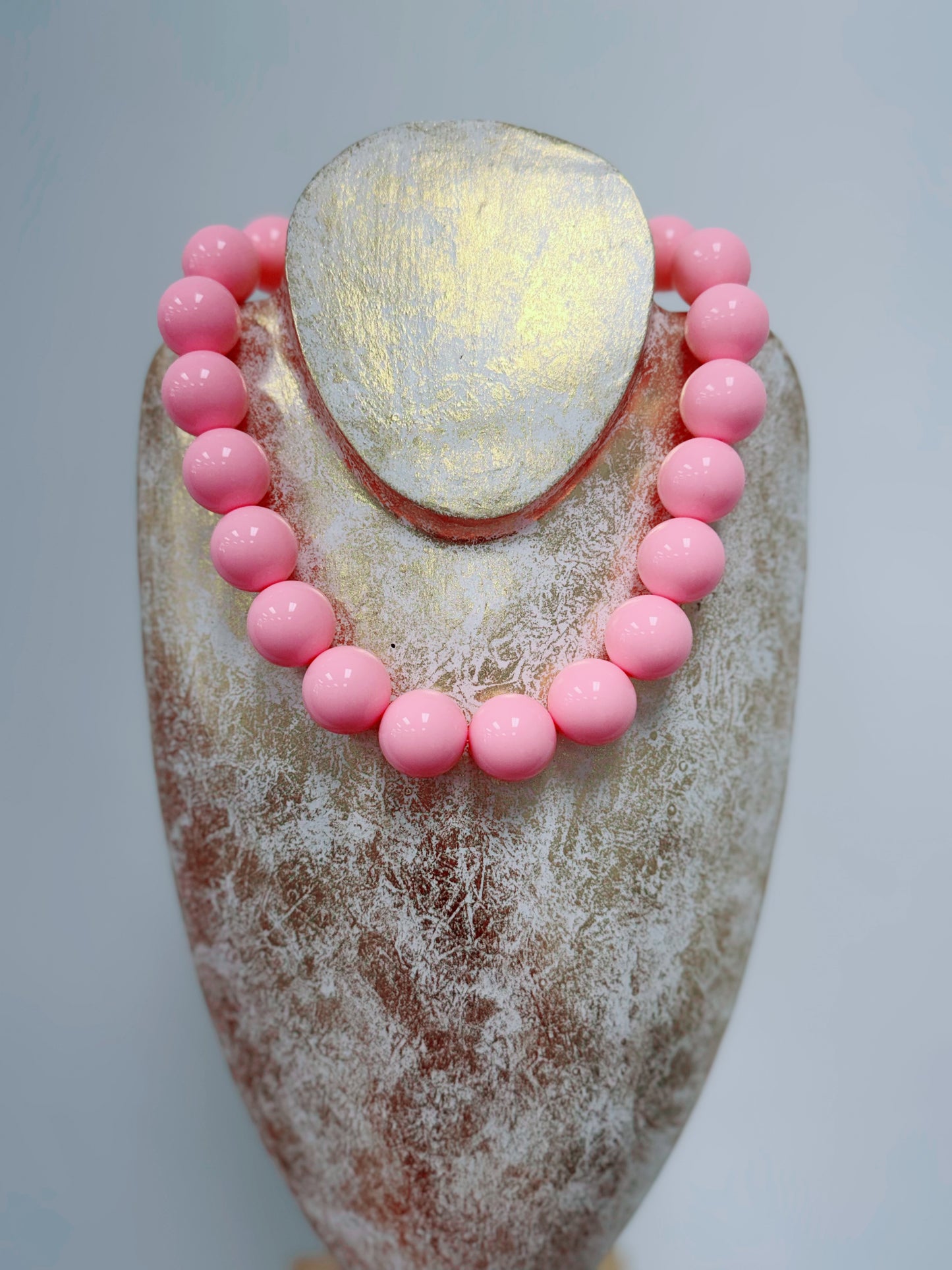 HD Bubblegum Round Statement Necklace