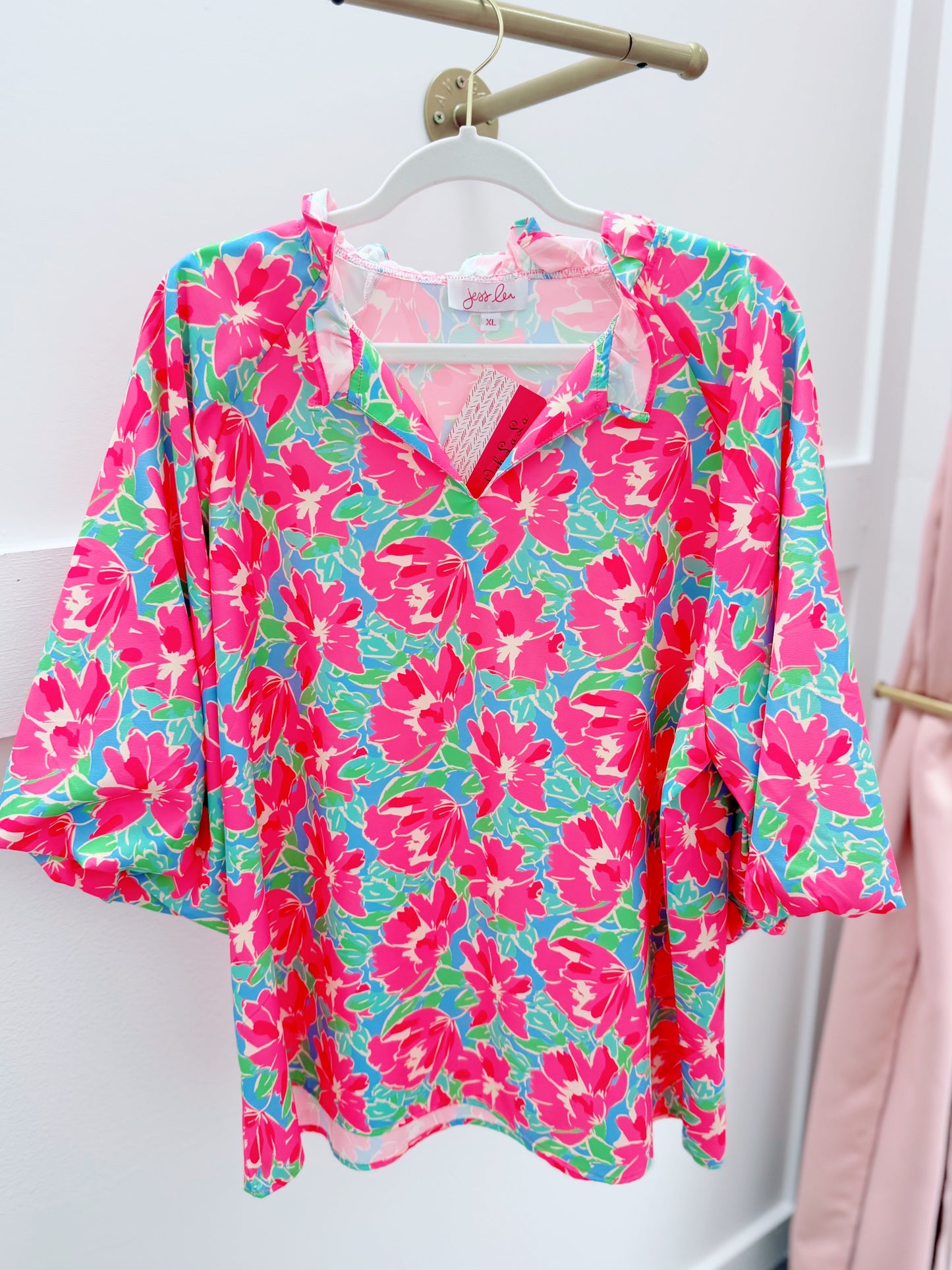 Floral Paradise Top | Plus