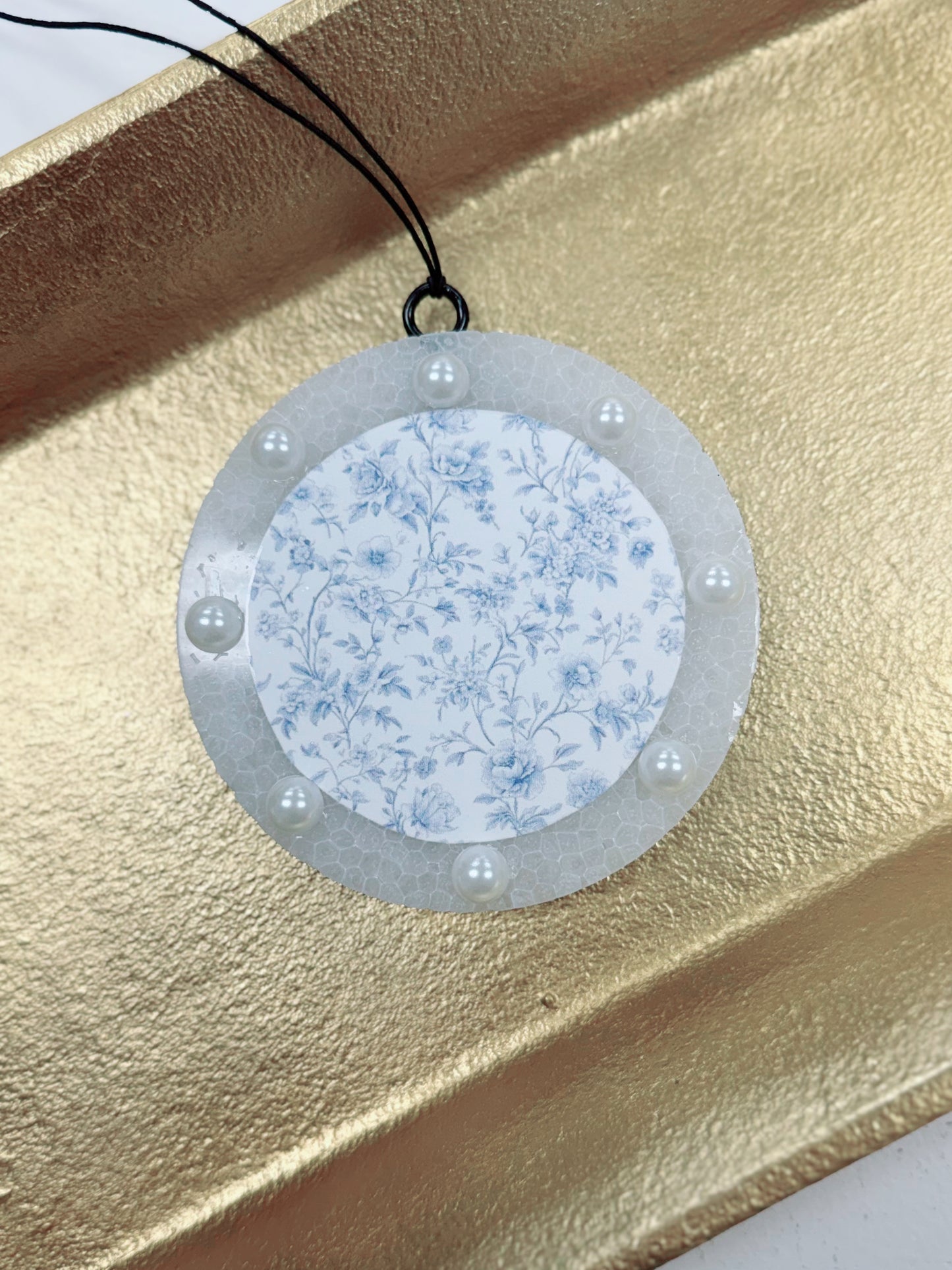 Blue Floral Freshie, Baccarat Rouge